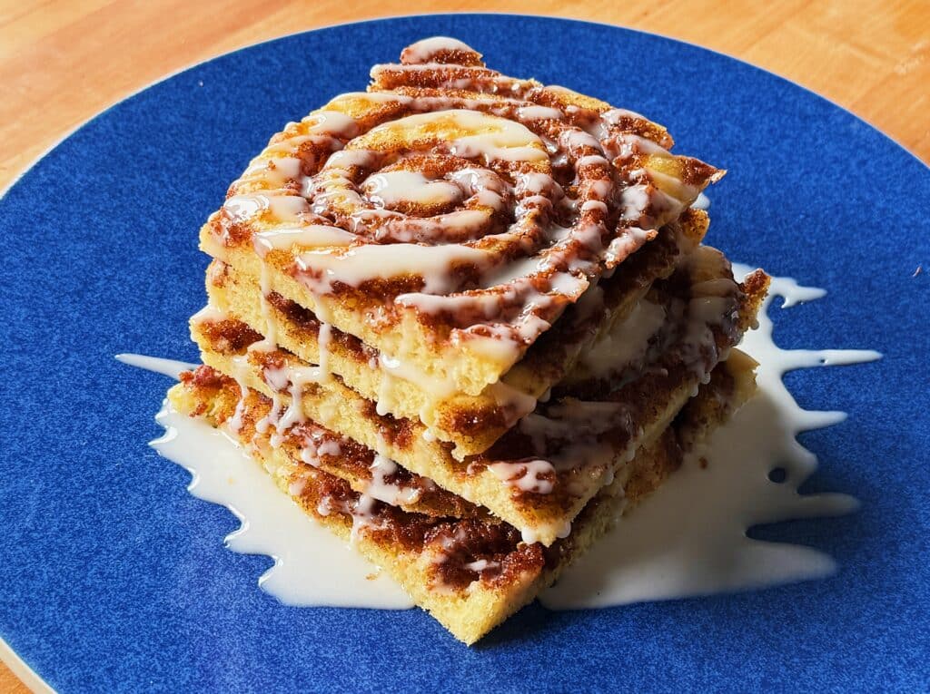 cinnamon swirl sheet pan pancakes