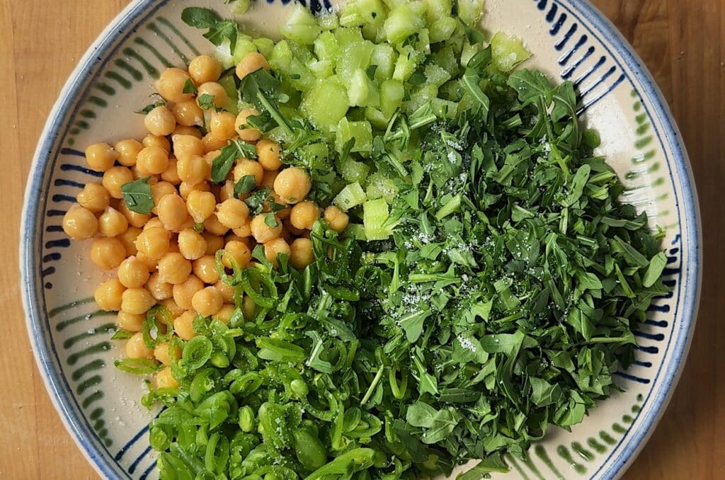 green goddess chickpea salad 