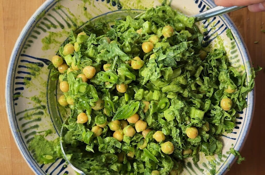 green goddess chickpea salad